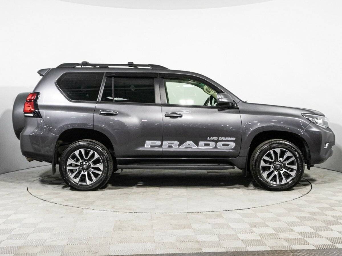 Toyota Land Cruiser Prado с пробегом — 2022 год. Фото: #3
