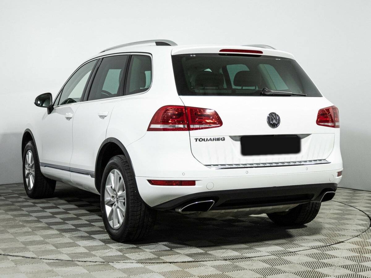 Volkswagen Touareg с пробегом — 2013 год. Фото: #5