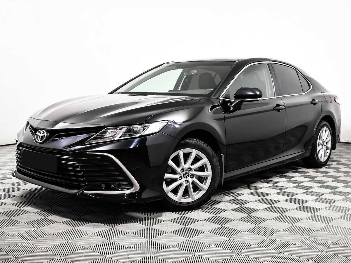 Toyota Camry с пробегом — 2022 год. Посмотреть фото
