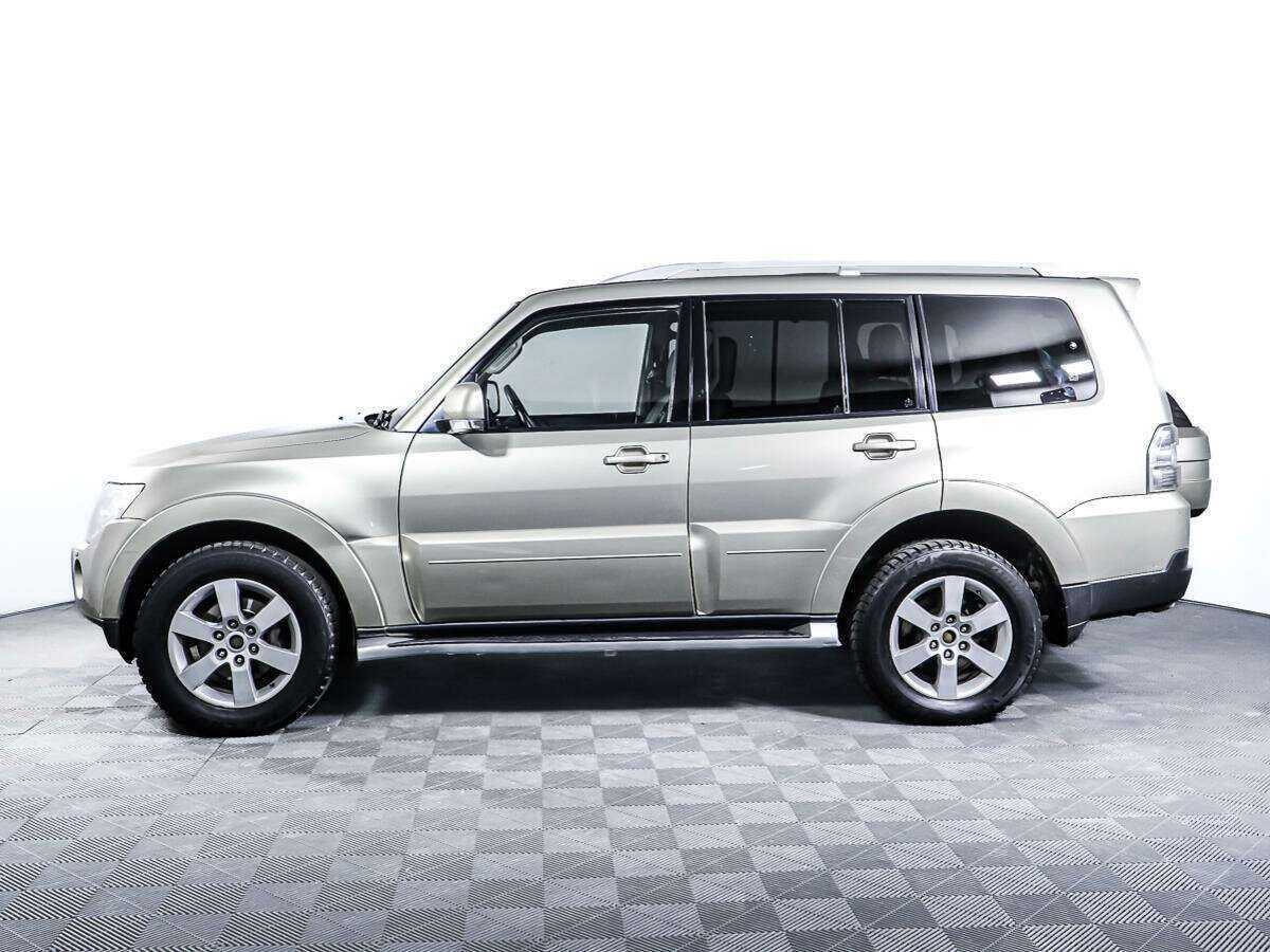 Mitsubishi Pajero с пробегом — 2008 год. Фото: #6