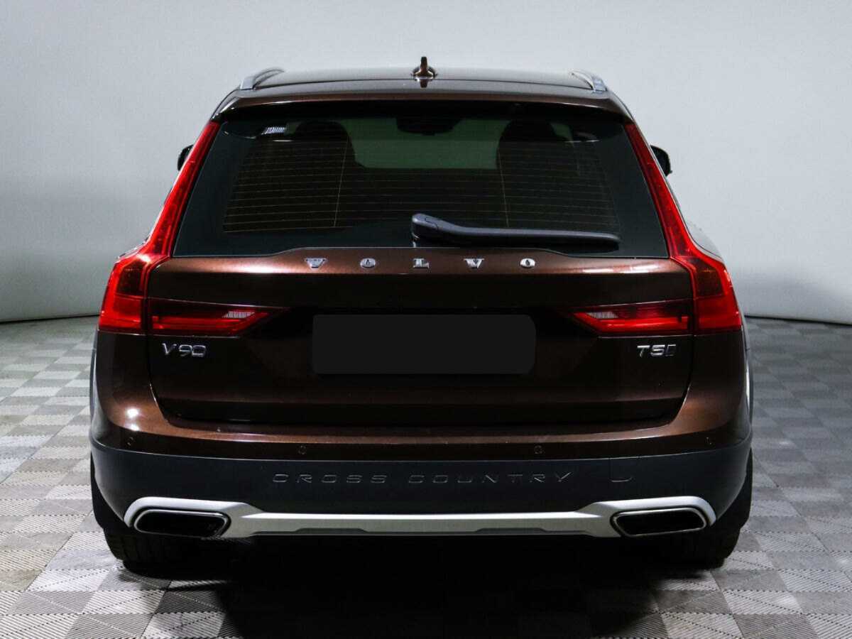 Volvo V90 Cross Country с пробегом — 2018 год. Фото: #4