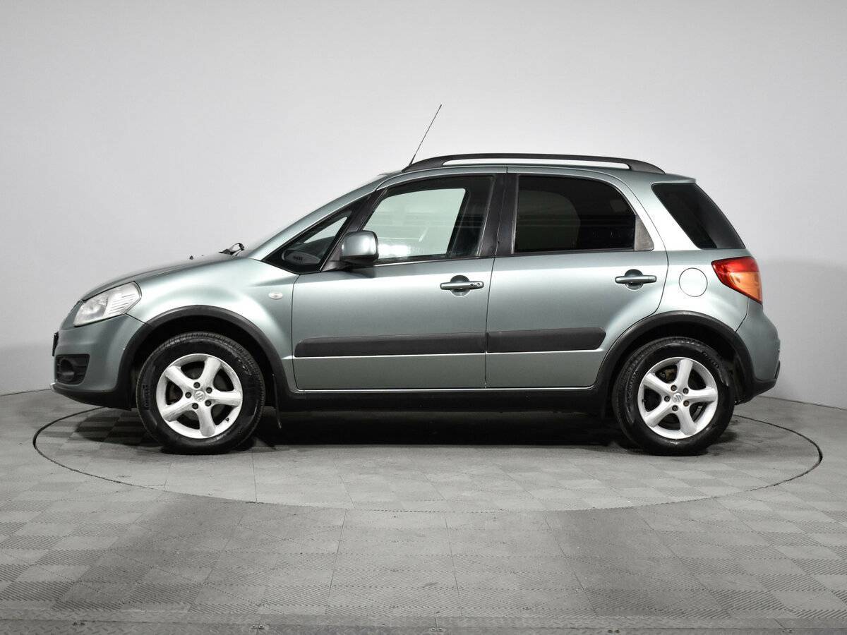 Suzuki SX4 с пробегом — 2011 год. Фото: #7