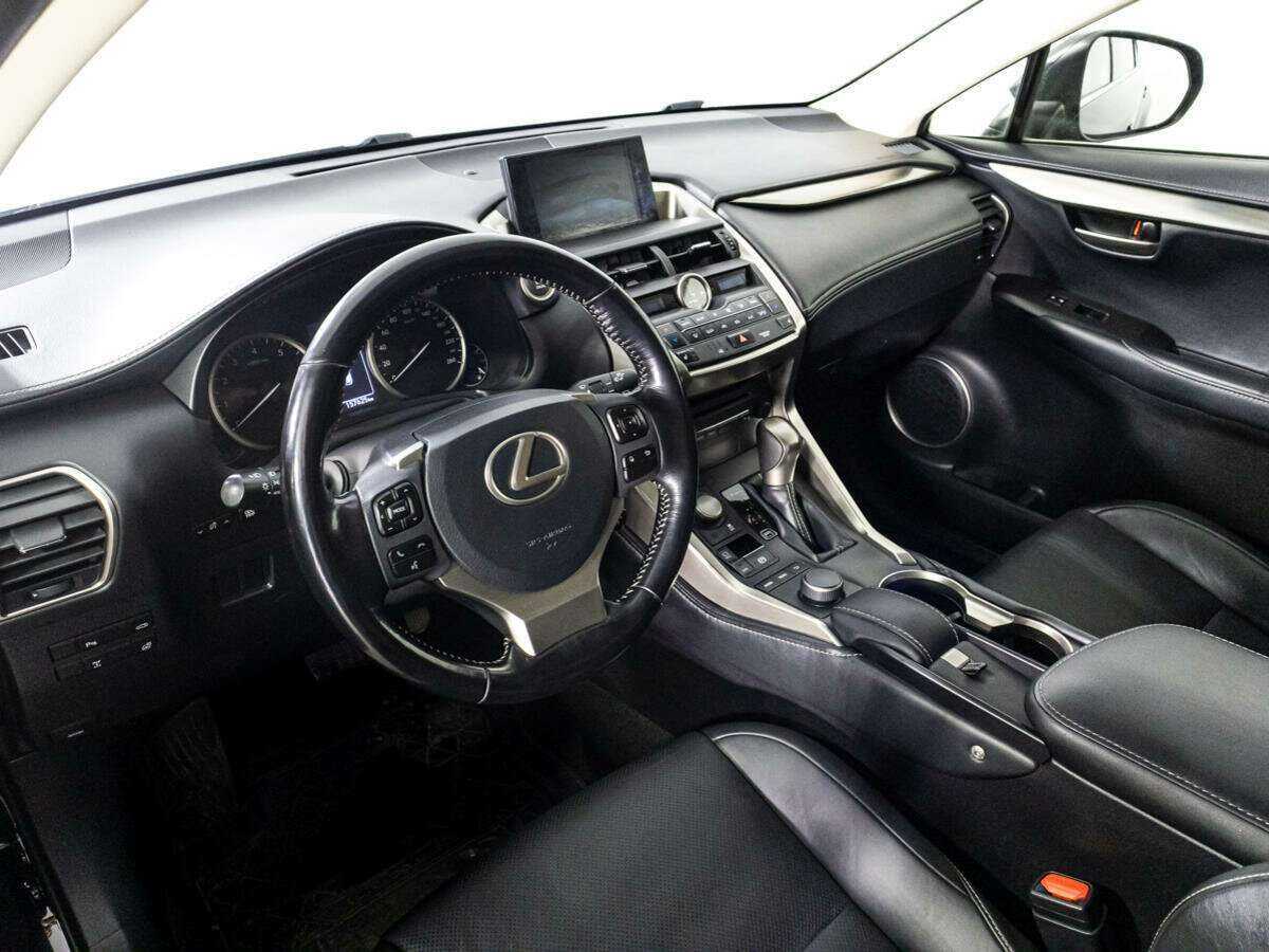 Lexus NX с пробегом — 2014 год. Фото: #10