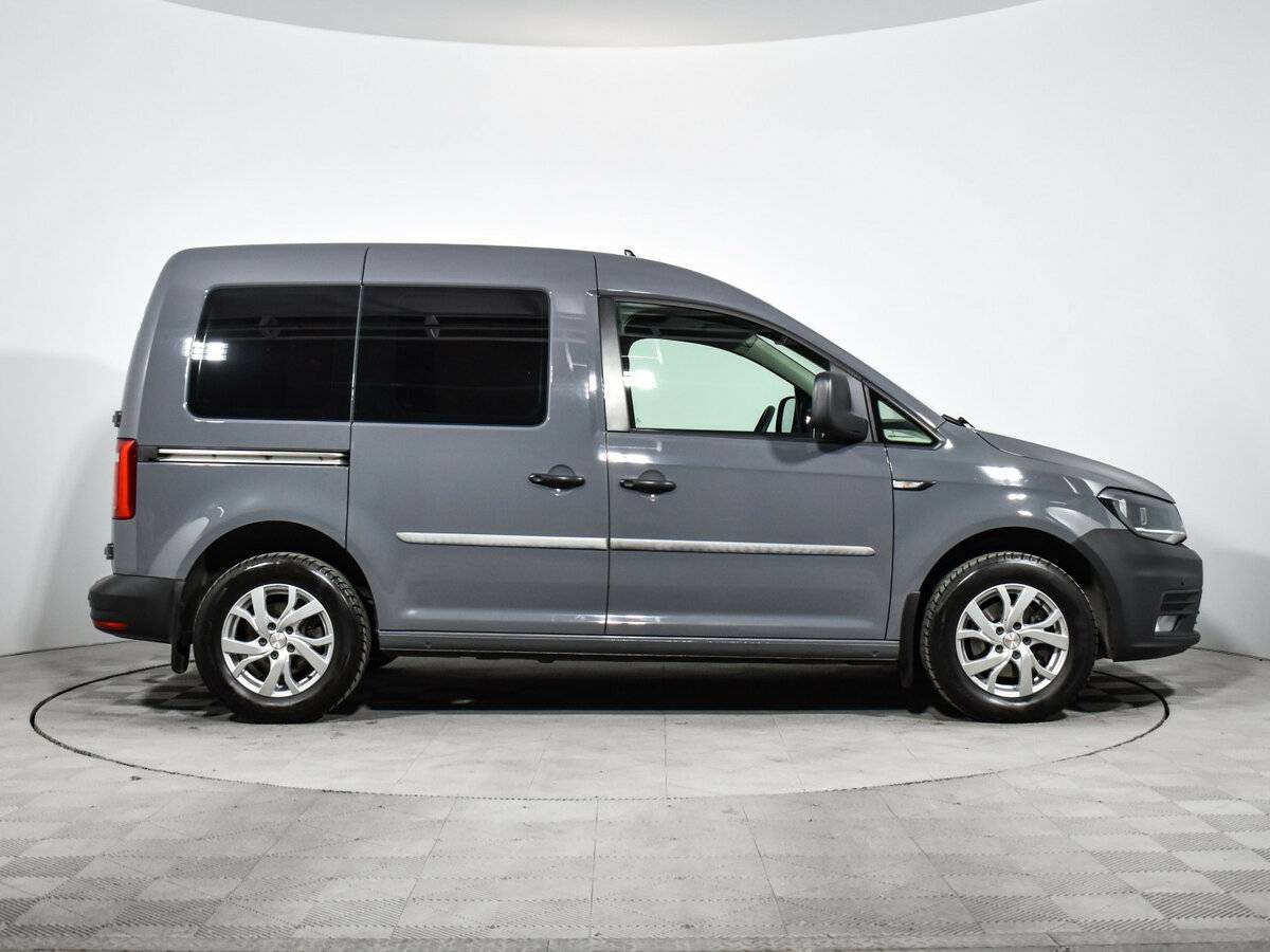 Volkswagen Caddy с пробегом — 2019 год. Фото: #3