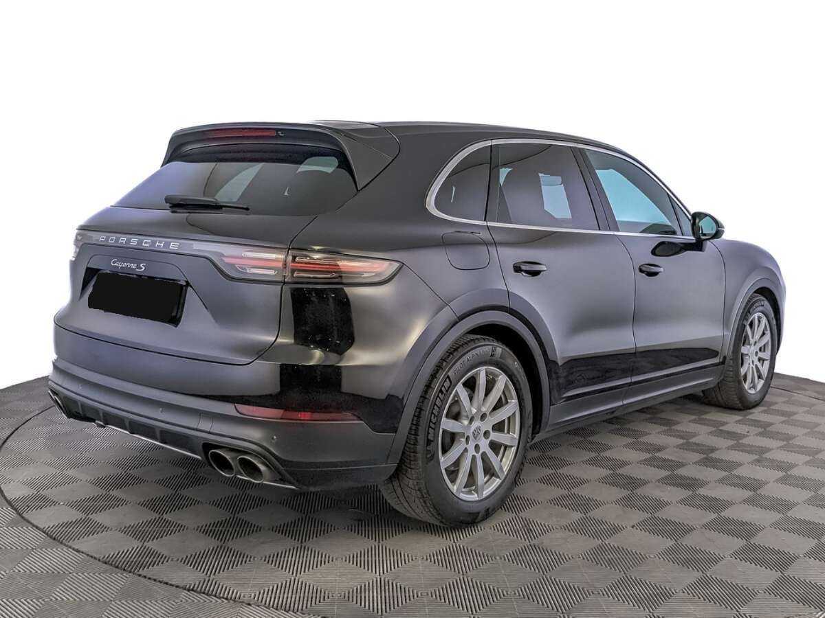 Porsche Cayenne с пробегом — 2018 год. Фото: #4
