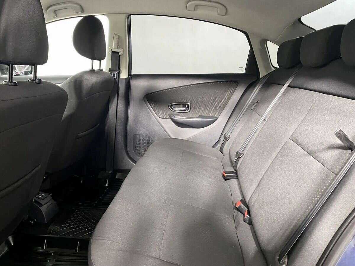 Nissan Almera с пробегом — 2014 год. Фото: #6