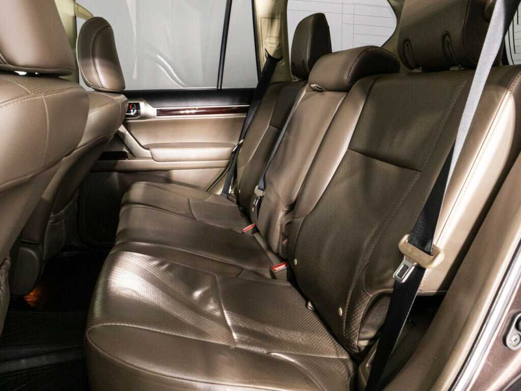 Lexus GX с пробегом — 2014 год. Фото: #9