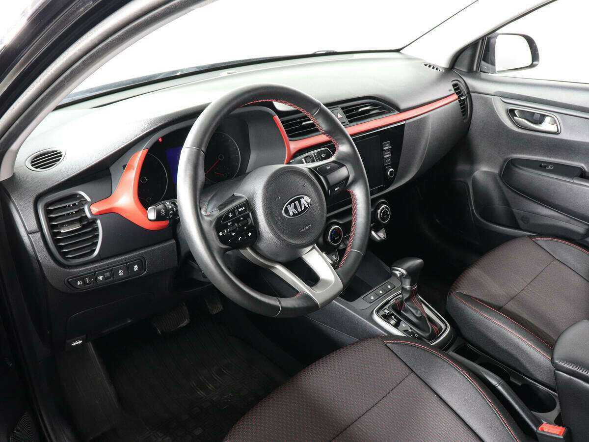 Kia Rio с пробегом — 2020 год. Фото: #8