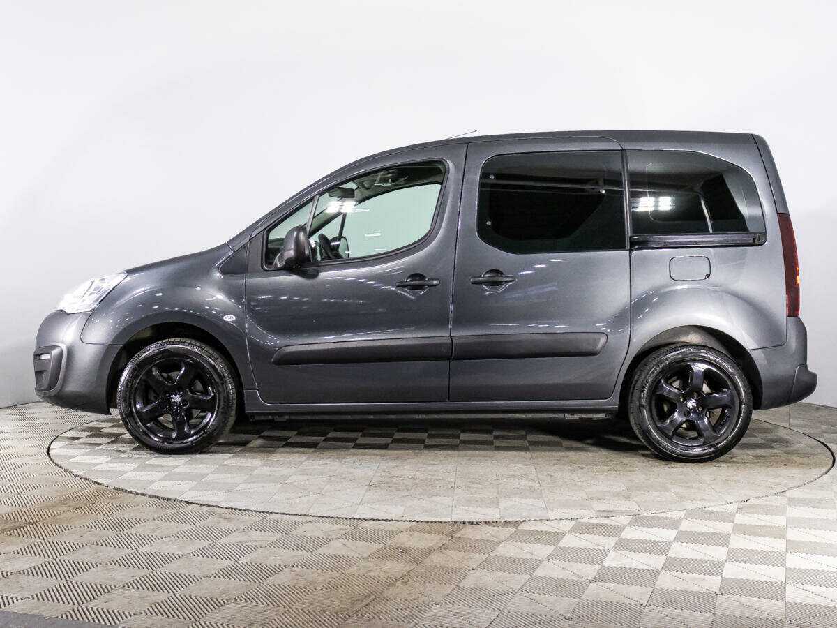 Peugeot Partner с пробегом — 2021 год. Фото: #7