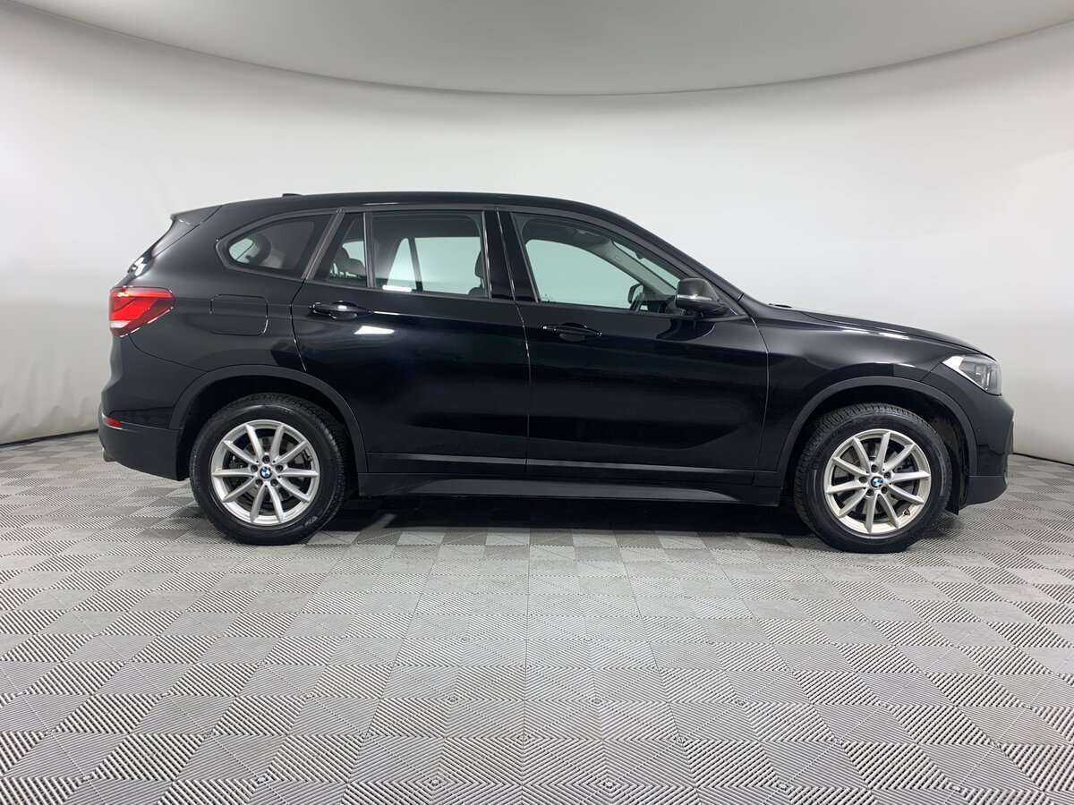 BMW X1 с пробегом — 2020 год. Фото: #3