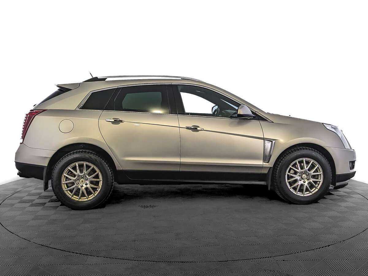 Cadillac SRX с пробегом — 2014 год. Фото: #3