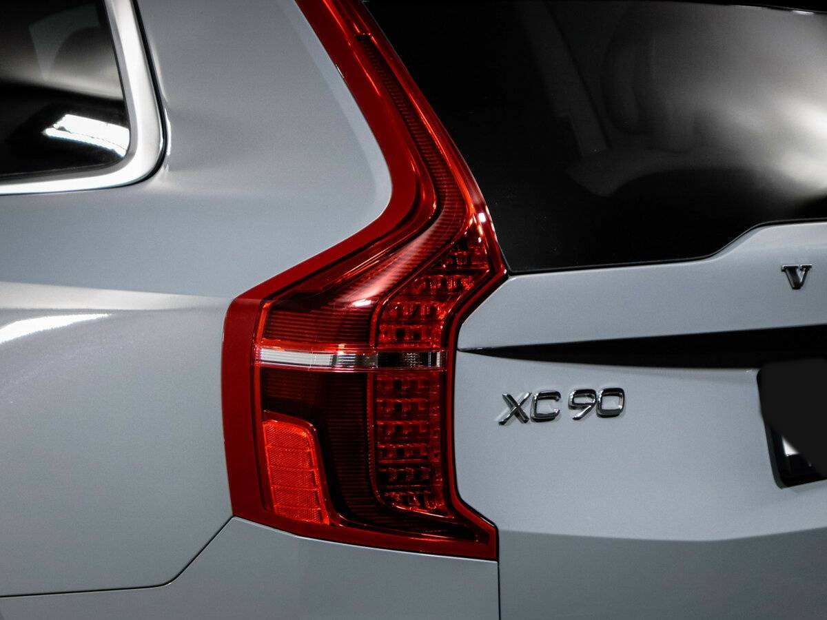 Volvo XC90 с пробегом — 2023 год. Фото: #16