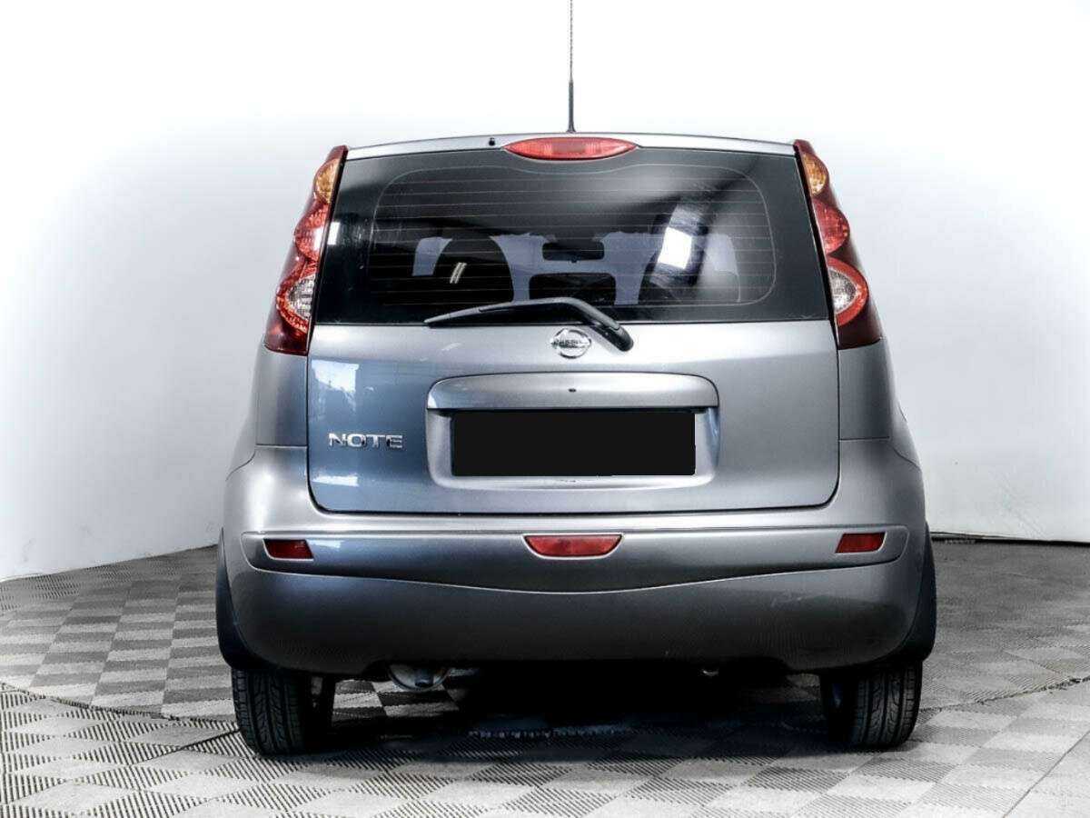 Nissan Note с пробегом — 2012 год. Фото: #4
