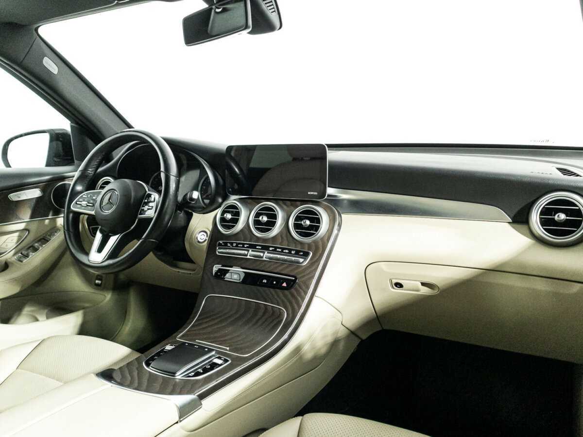 Mercedes-Benz GLC с пробегом — 2019 год. Фото: #8
