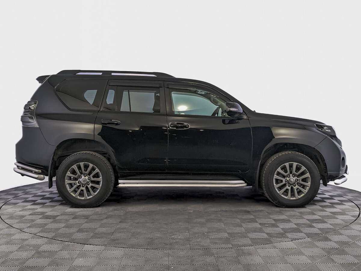 Toyota Land Cruiser Prado с пробегом — 2016 год. Фото: #3