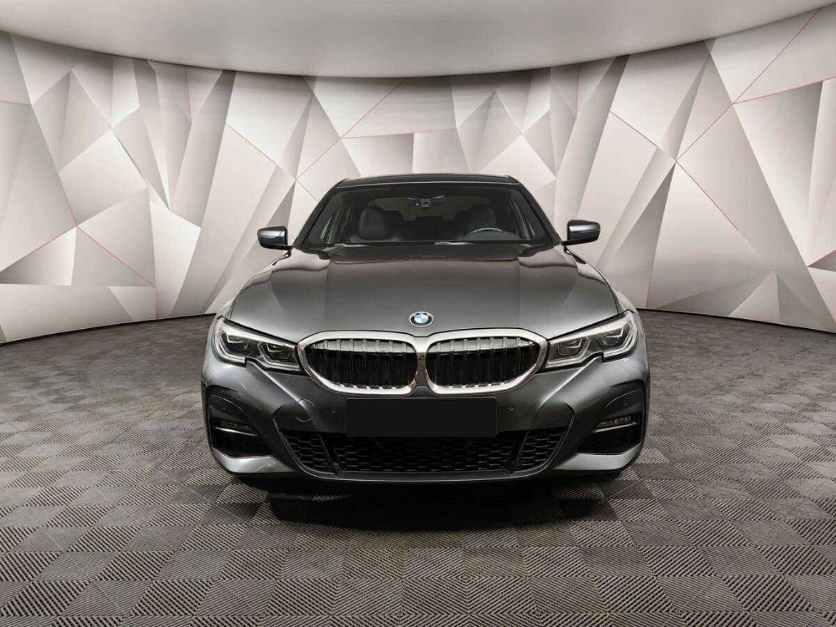 BMW 3 серии с пробегом — 2020 год. Фото: #6