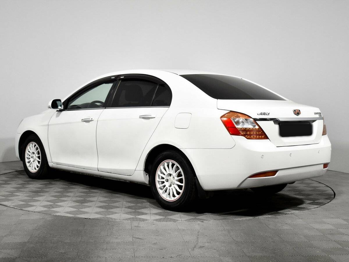 Geely Emgrand EC7 с пробегом — 2014 год. Фото: #5