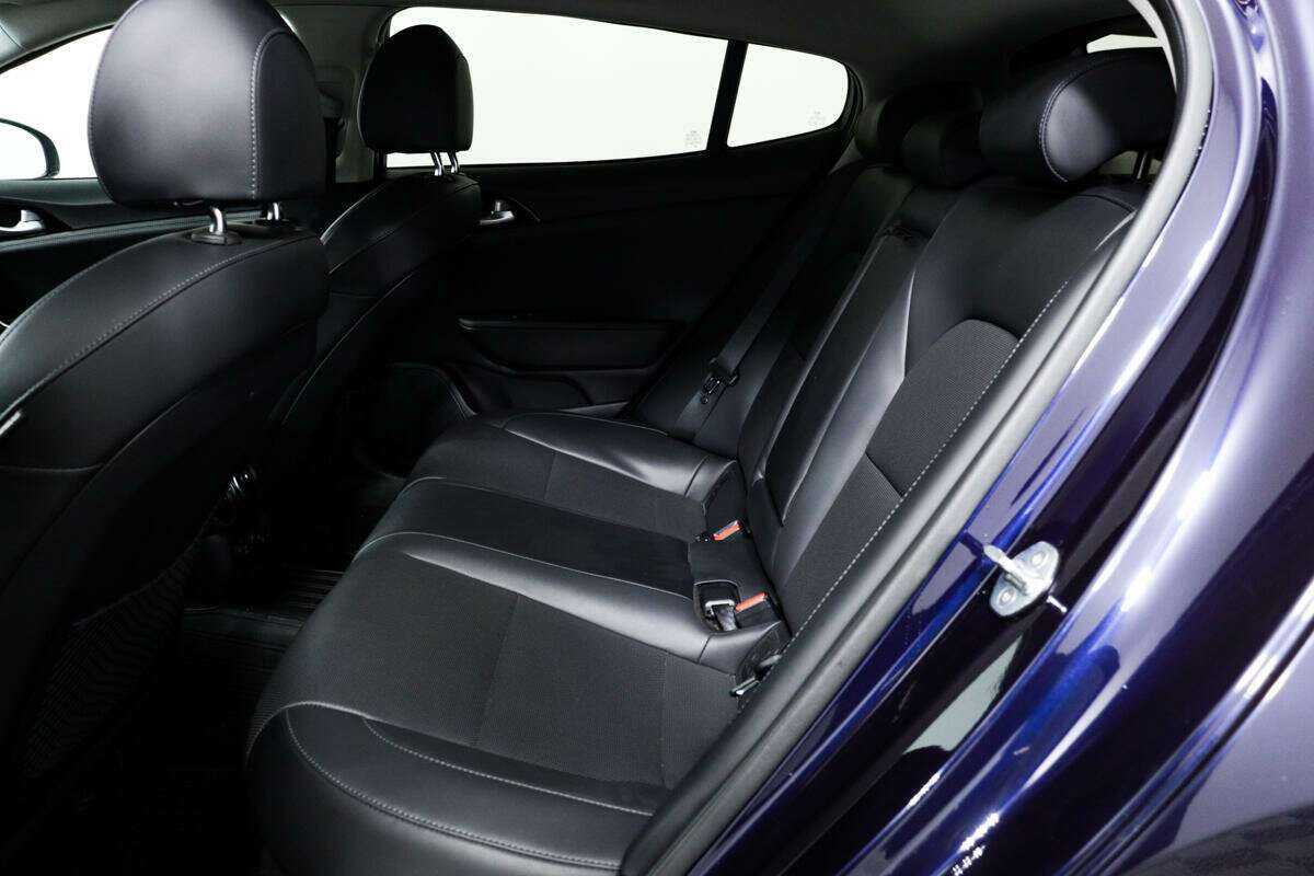 Kia Stinger с пробегом — 2019 год. Фото: #11