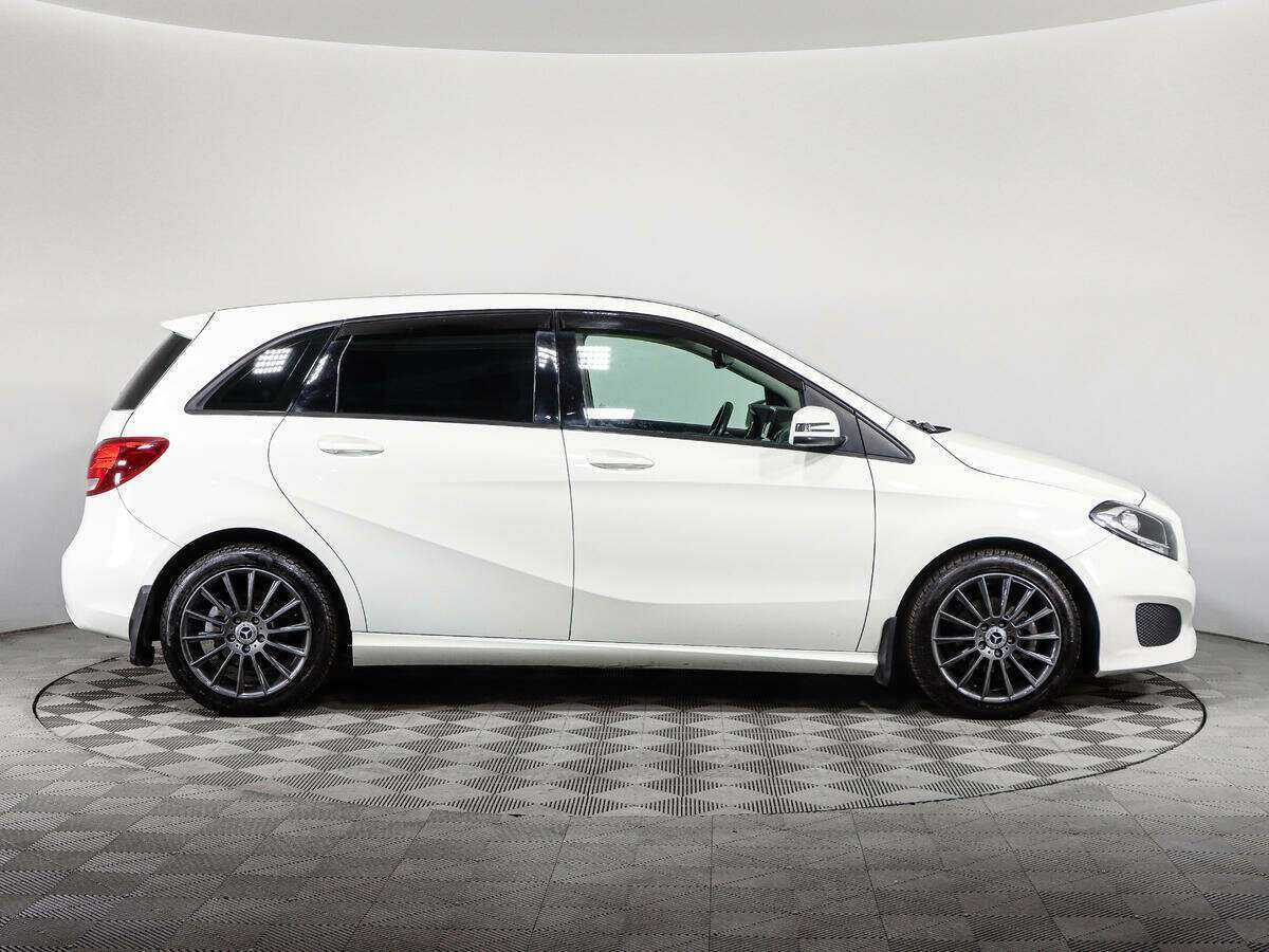 Mercedes-Benz B-Класс с пробегом — 2015 год. Фото: #3