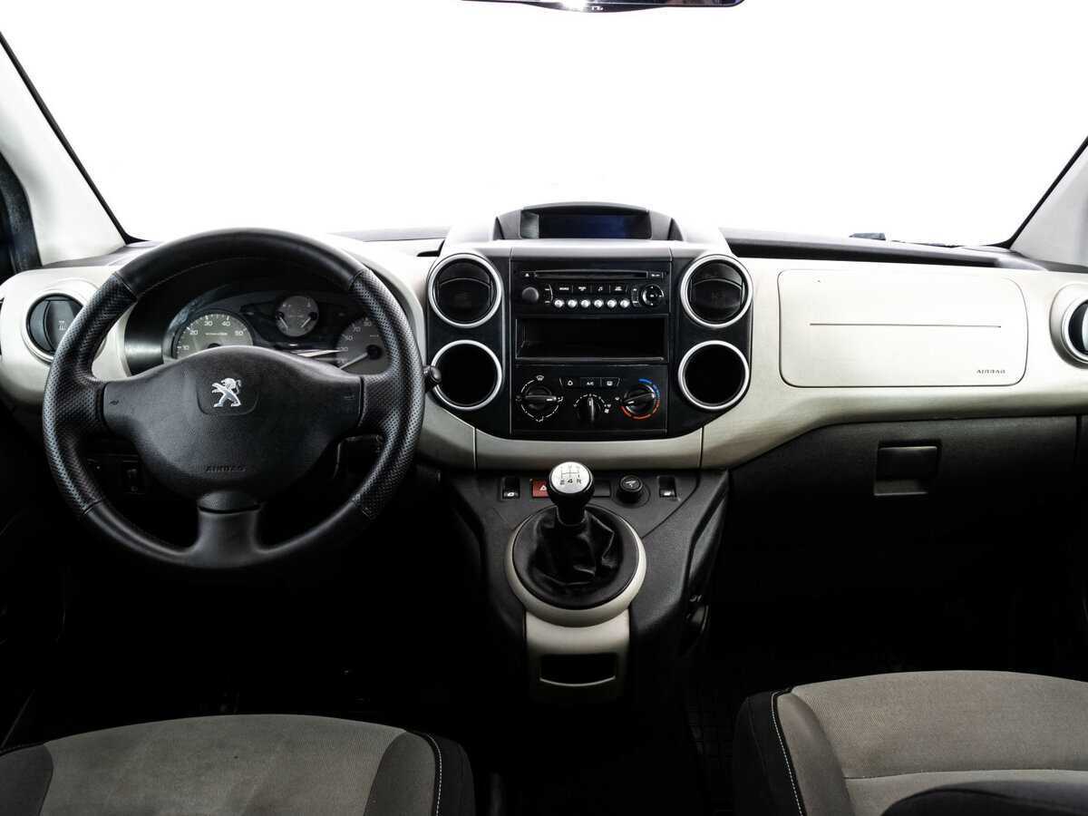 Peugeot Partner с пробегом — 2012 год. Фото: #7