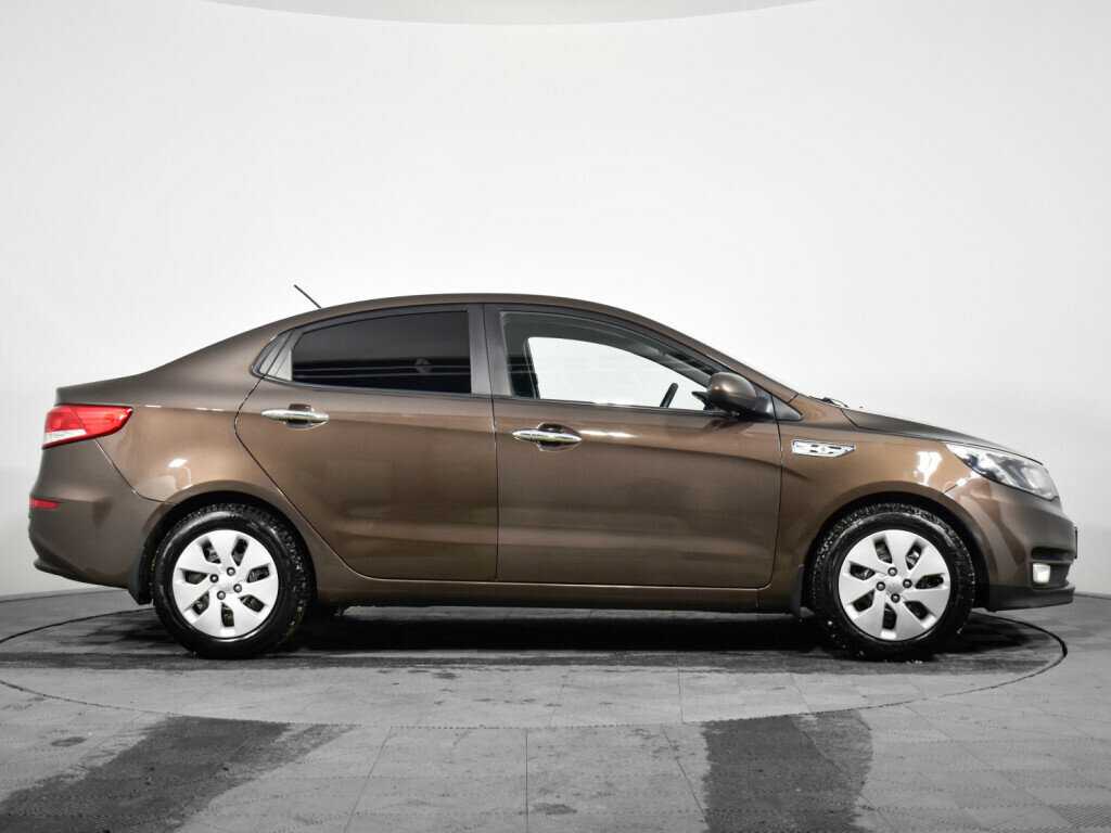 Kia Rio с пробегом — 2016 год. Фото: #3