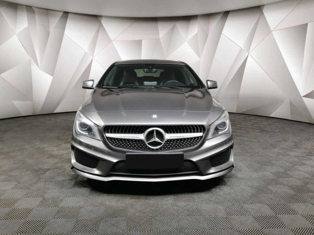 Mercedes-Benz CLA с пробегом — 2015 год. Фото: #6