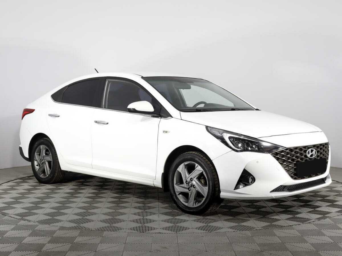 Hyundai Solaris с пробегом — 2020 год. Фото: #2