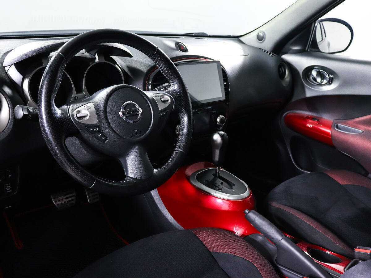Nissan Juke с пробегом — 2011 год. Фото: #13