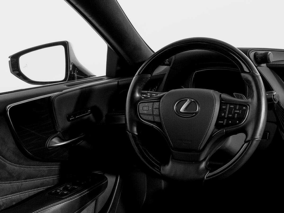 Lexus LS с пробегом — 2018 год. Фото: #16