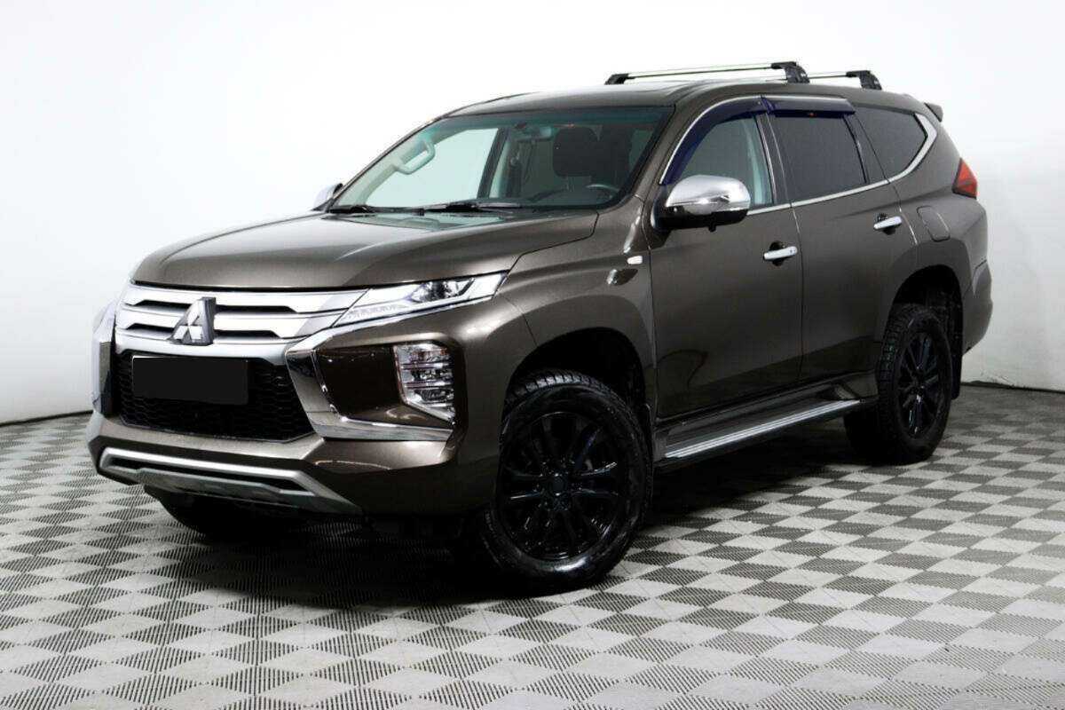 Mitsubishi Montero Sport с пробегом — 2022 год. Посмотреть фото