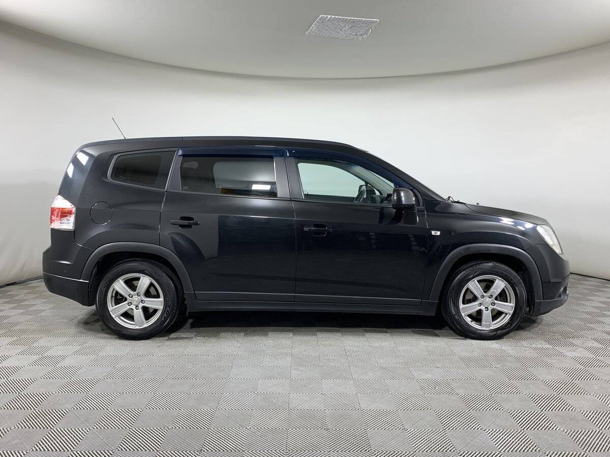 Chevrolet Orlando с пробегом — 2013 год. Фото: #3
