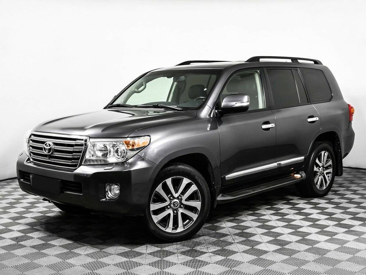 Toyota Land Cruiser с пробегом — 2015 год. Посмотреть фото