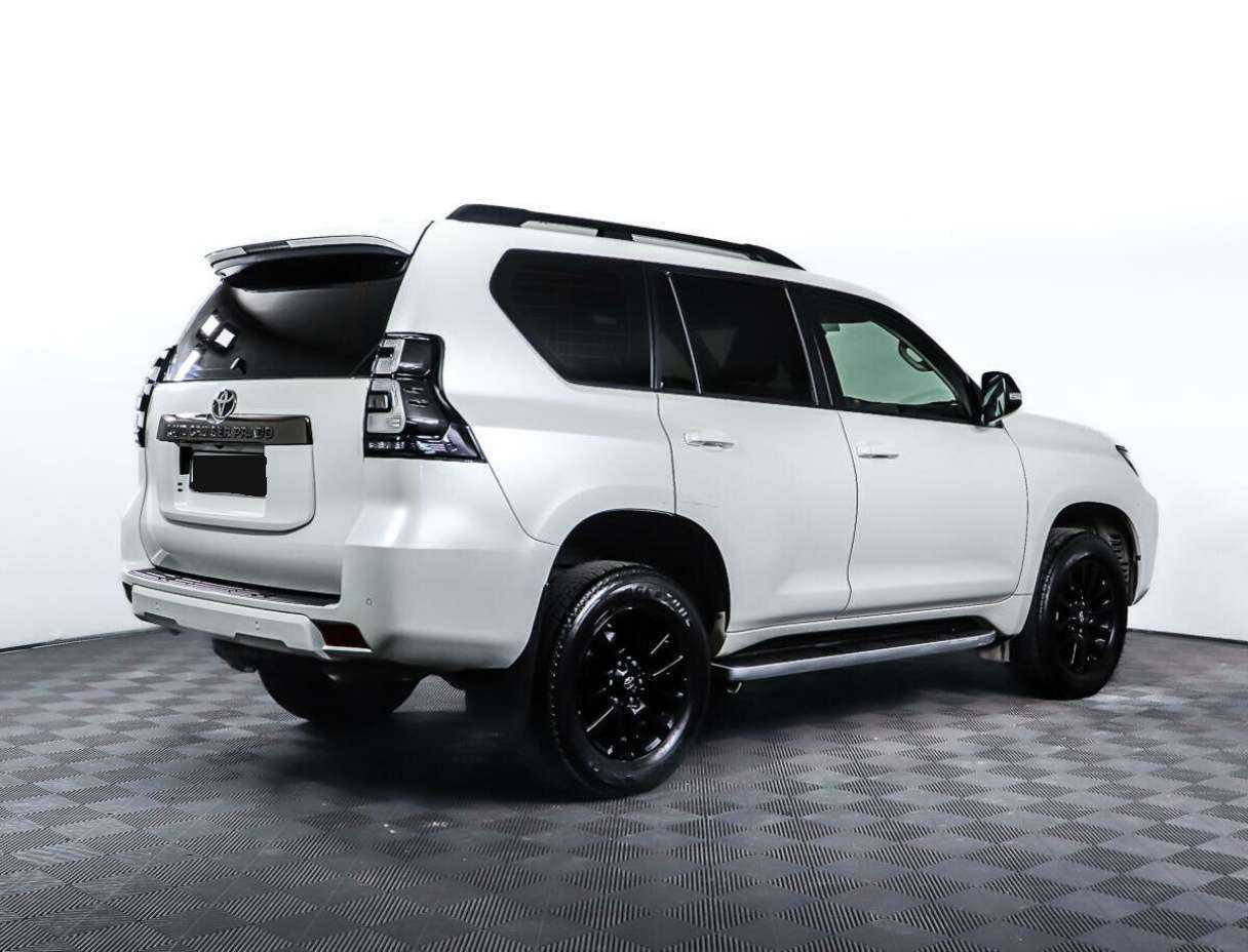 Toyota Land Cruiser Prado с пробегом — 2021 год. Фото: #4