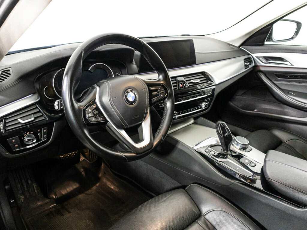 BMW 5 серии с пробегом — 2018 год. Фото: #10