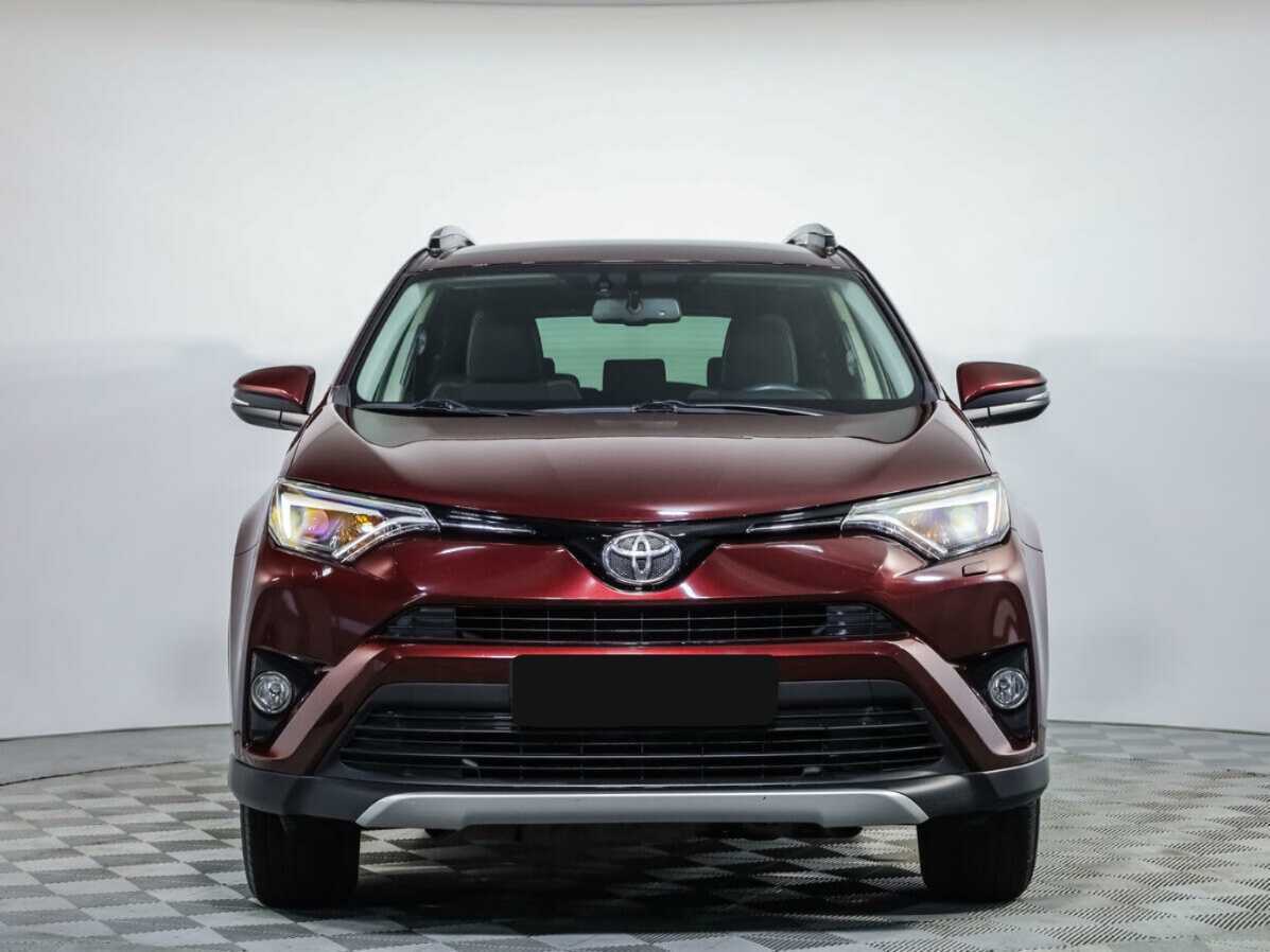 Toyota RAV4 с пробегом — 2015 год. Фото: #0
