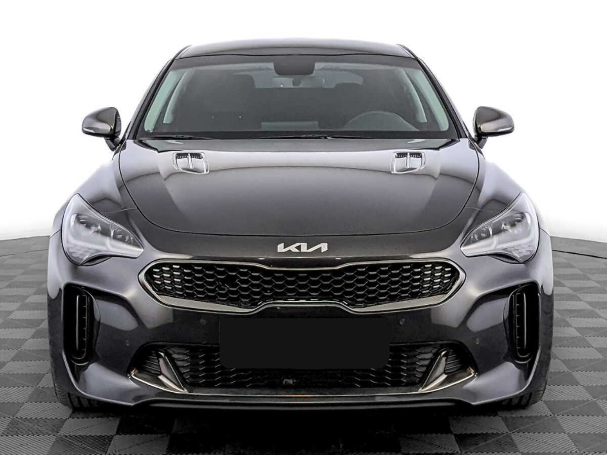 Kia Stinger с пробегом — 2023 год. Фото: #1