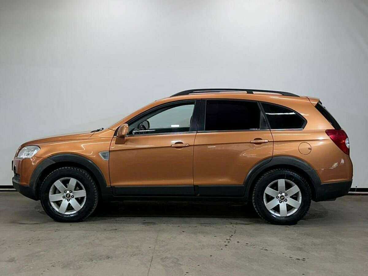 Chevrolet Captiva с пробегом — 2007 год. Фото: #7
