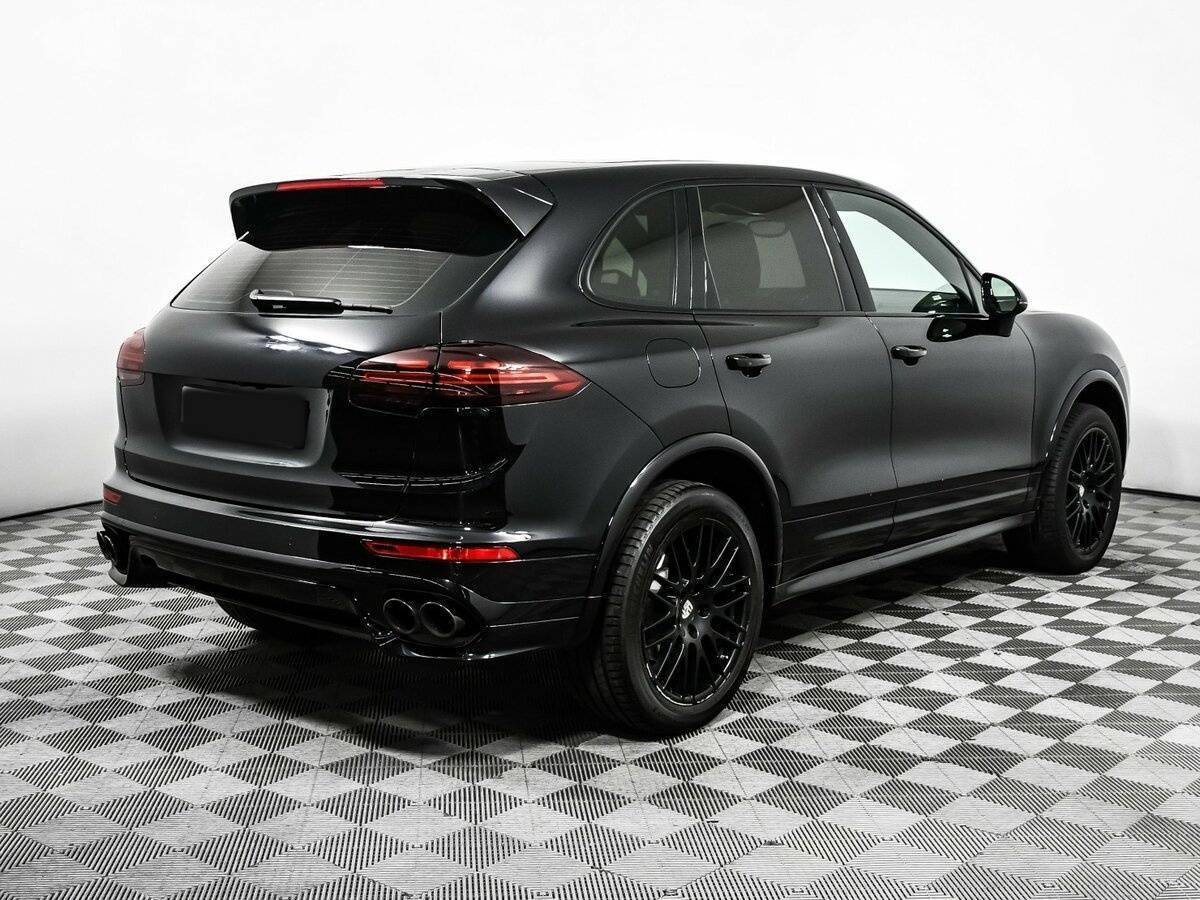 Porsche Cayenne с пробегом — 2015 год. Фото: #4