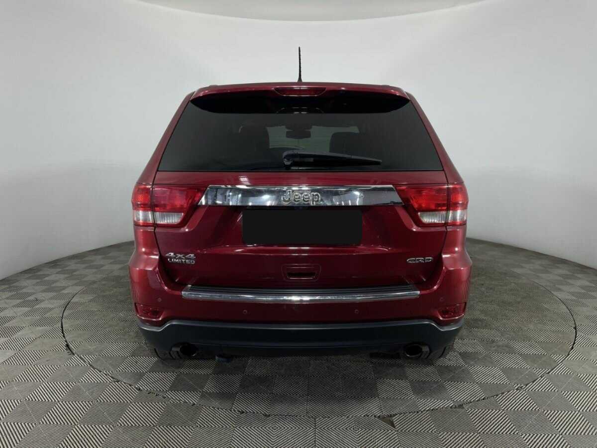 Jeep Grand Cherokee с пробегом — 2012 год. Фото: #2