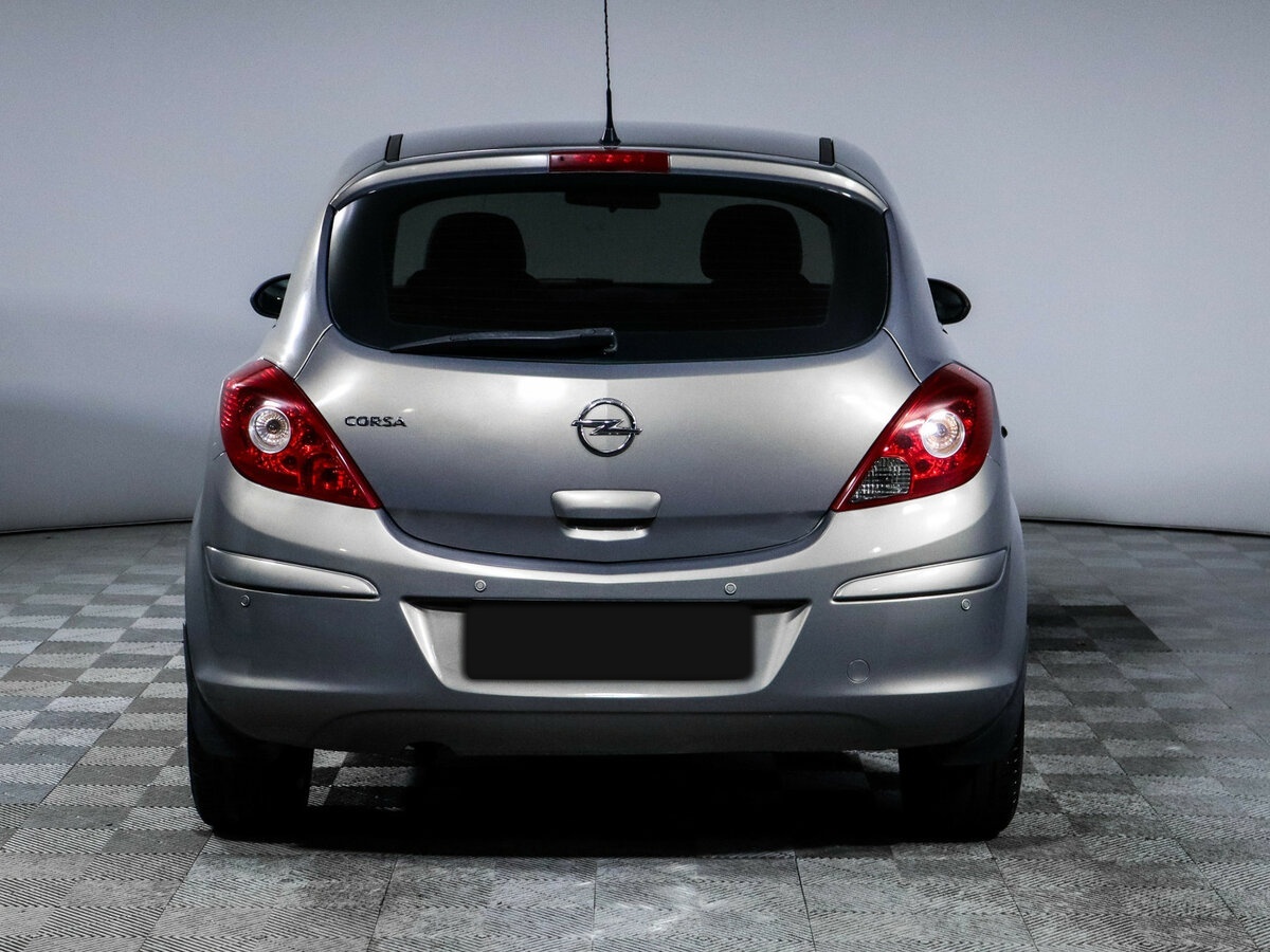 Opel Corsa с пробегом — 2011 год. Фото: #4