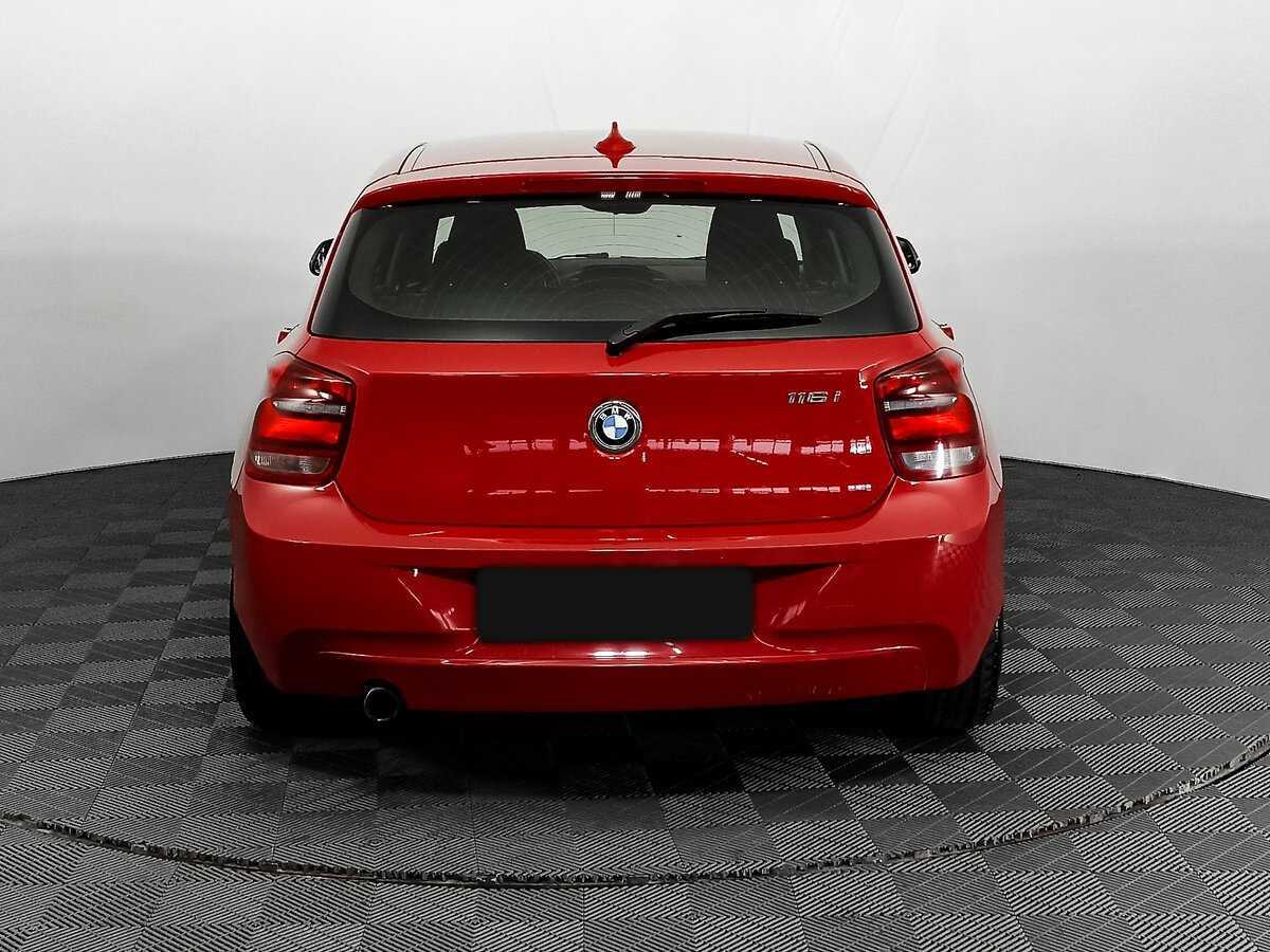 BMW 1 серии с пробегом — 2012 год. Фото: #5
