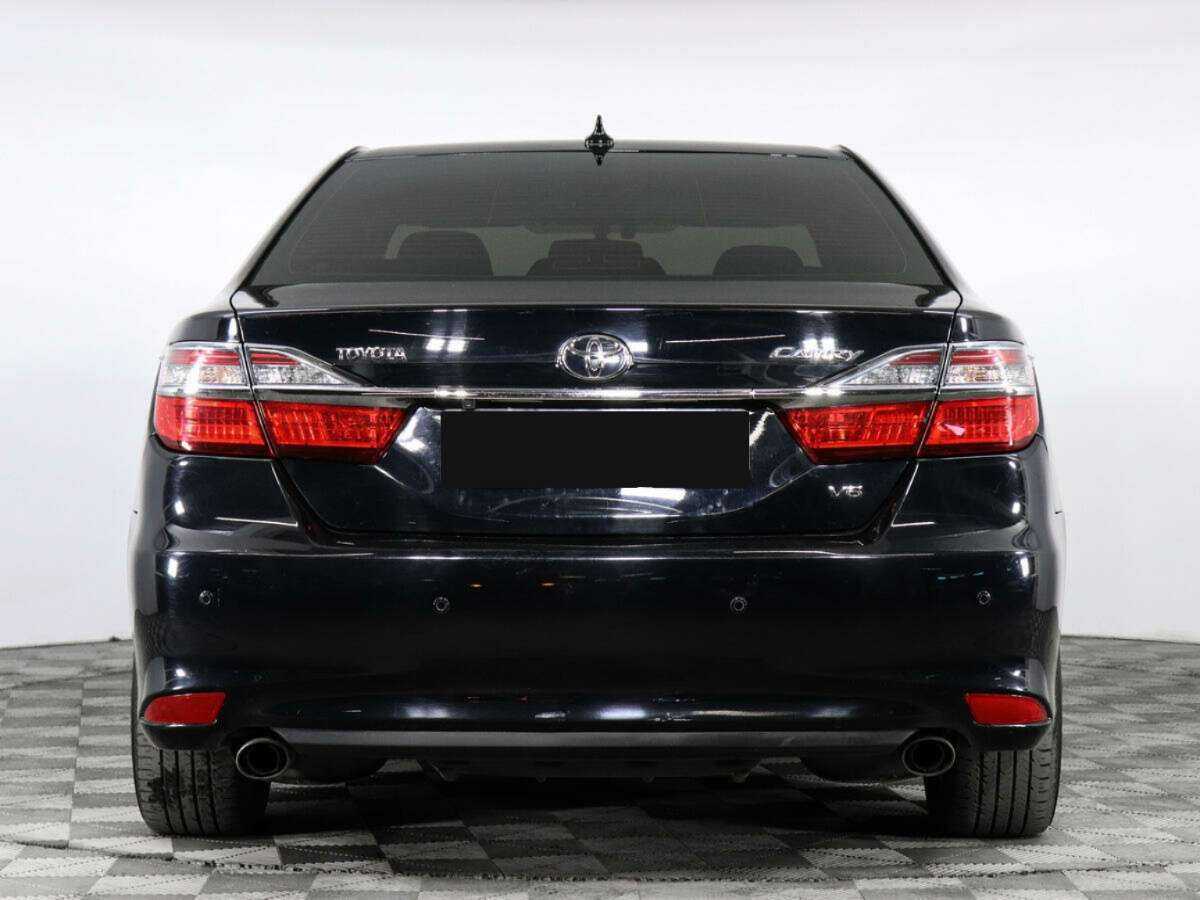 Toyota Camry с пробегом — 2015 год. Фото: #5