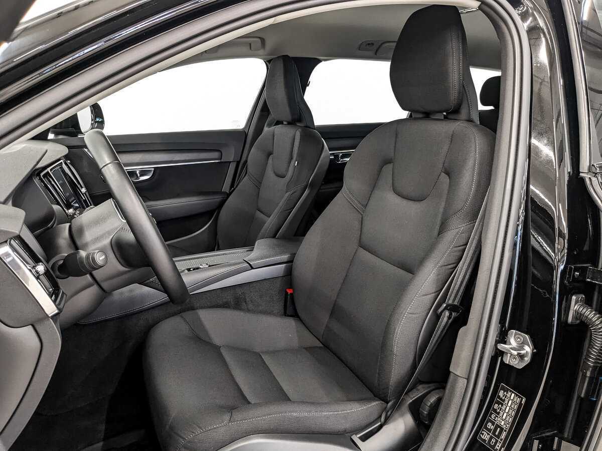 Volvo V90 Cross Country с пробегом — 2019 год. Фото: #17