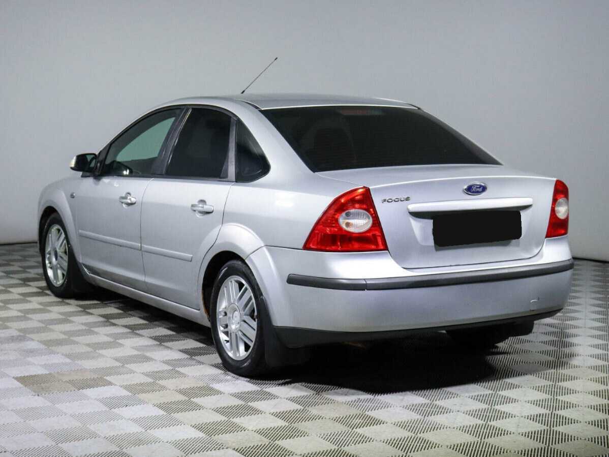 Ford Focus с пробегом — 2006 год. Фото: #5