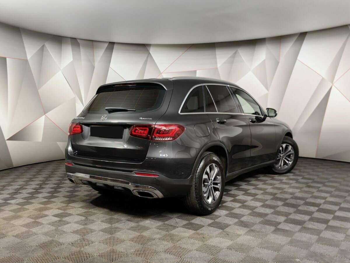 Mercedes-Benz GLC с пробегом — 2021 год. Фото: #1