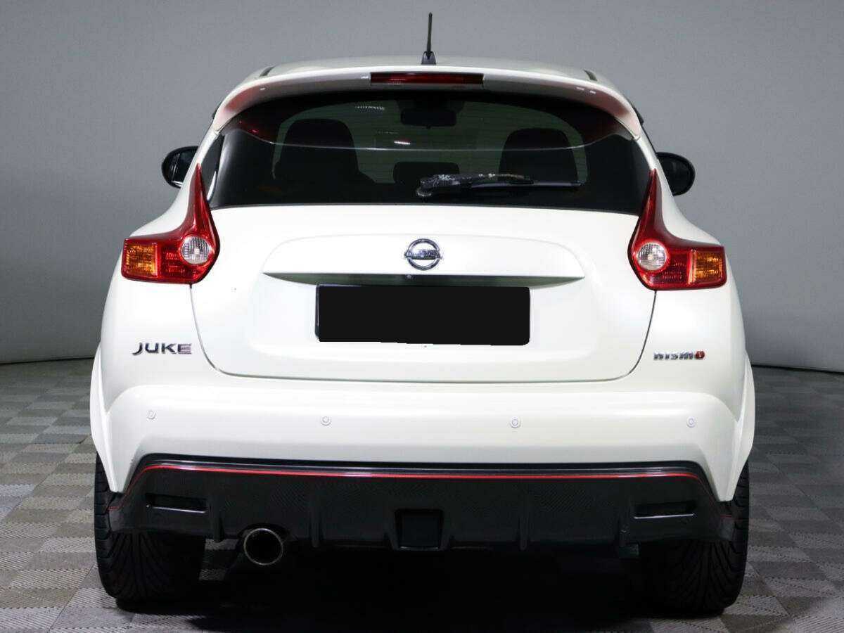 Nissan Juke Nismo с пробегом — 2013 год. Фото: #3