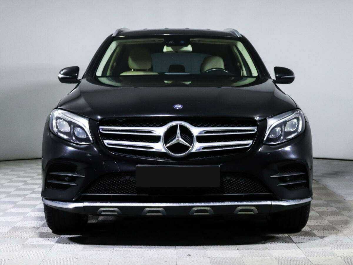 Mercedes-Benz GLC с пробегом — 2015 год. Фото: #1