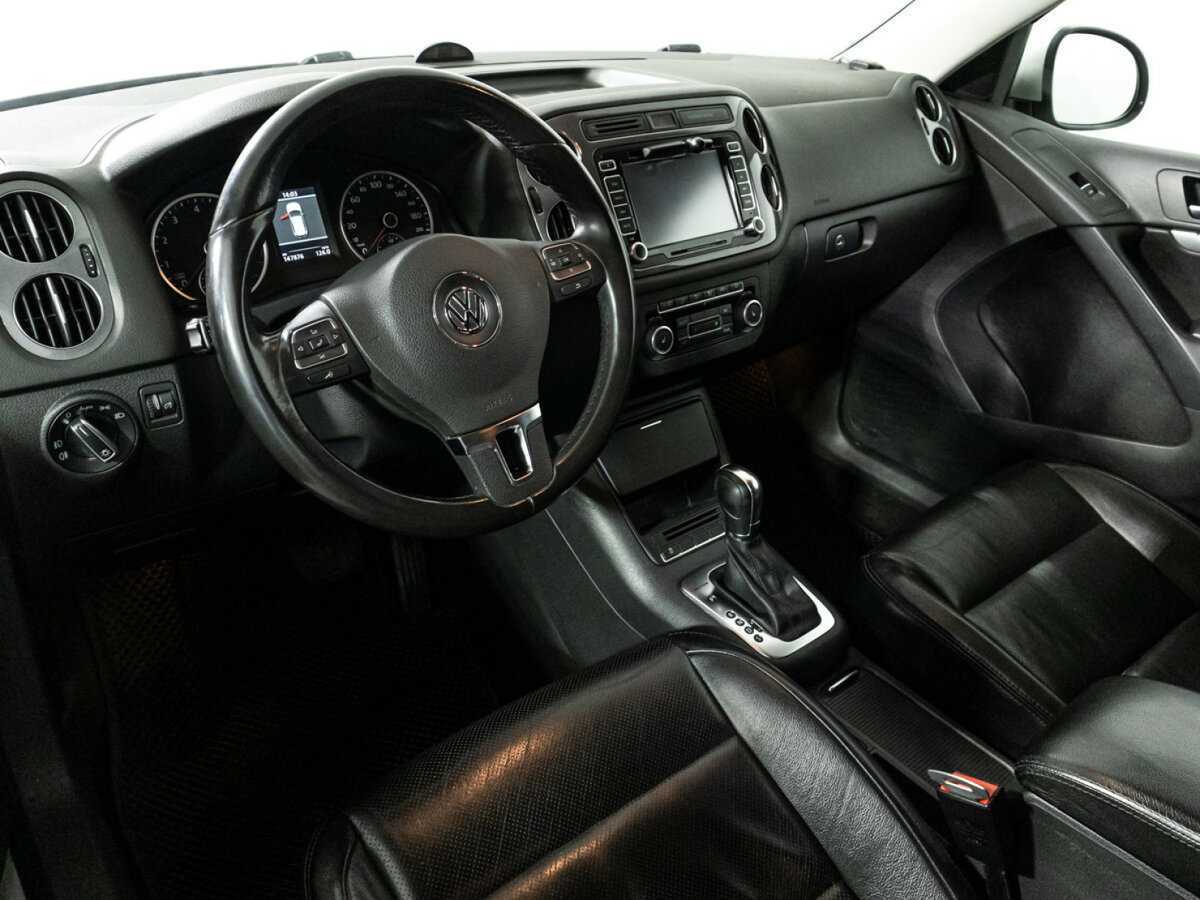 Volkswagen Tiguan с пробегом — 2011 год. Фото: #10