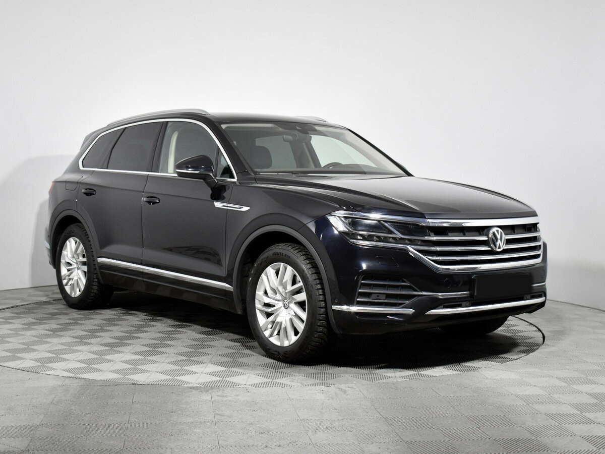 Volkswagen Touareg с пробегом — 2019 год. Фото: #2