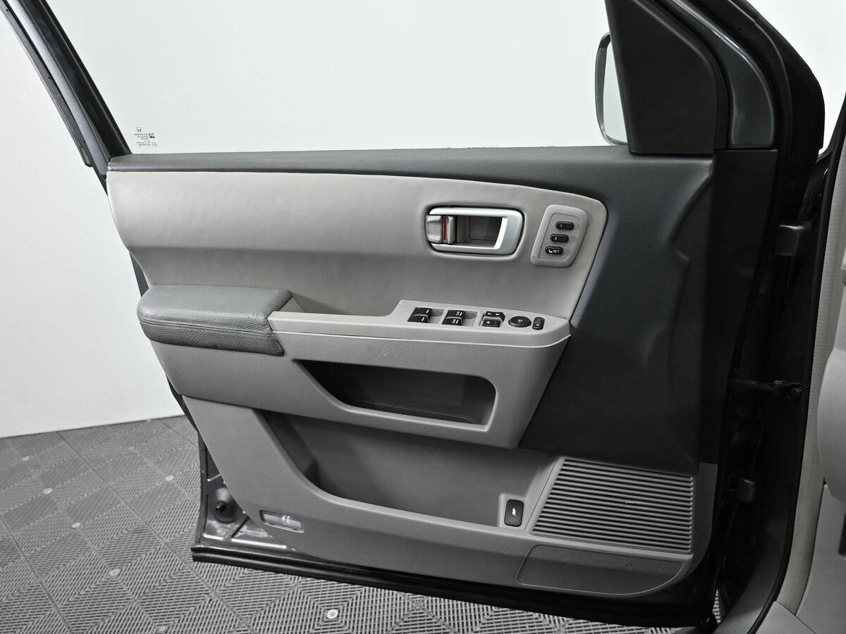 Honda Pilot с пробегом — 2008 год. Фото: #6